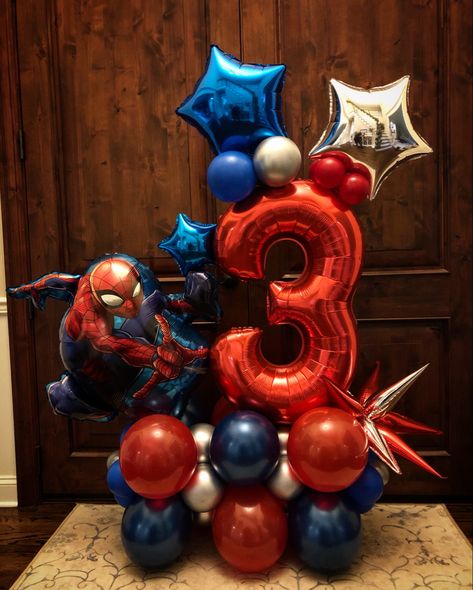 Man Balloon Bouquet, Balloon Bouquet Ideas, Balloon Stack, Superhero Birthday Party Decorations, Spider Man Theme, Spiderman Balloon, Spiderman Theme Party, Spiderman Birthday Party Decorations, Spiderman Birthday Cake