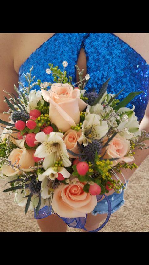 Prom Flowers Bouquet, Prom Corsage And Boutonniere, Prom Bouquet, Flower Prom Dress, Corsage And Boutonniere, Corsage Prom, Royal Blue Prom Dresses, Prom Flowers, Royal Blue Dress