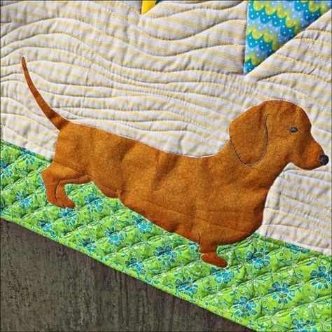 Snippets 'n' Scraps: Ellie's Quilt Dachshund Quilt, Quilt Animals, Pig Quilt, Dachshund Pattern, Dachshund Puppy Miniature, Quilting Blocks, Baby Daughter, Pattern Quilt, Dog Quilts