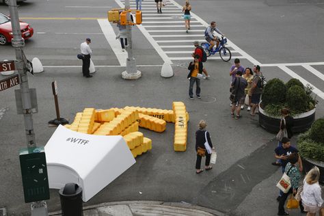 Clever Advertising, Streets Of New York, Giant Food, Street Marketing, French Fry, Guerilla Marketing, Interactive Art, Weird Things, Street Design