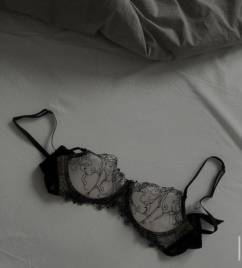 Lingerie Aesthetic, Lingerie Inspiration, Cute Bras, Cute Lingerie, Black Lace Bra, Best Lingerie, Lingerie Outfits, Pretty Lingerie, Riga