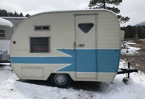 TRAILERS 4 SALE | trailer2 Vintage Travel Trailers, Vintage Travel, Travel Trailer, Trailer, Travel, Vintage Caravans