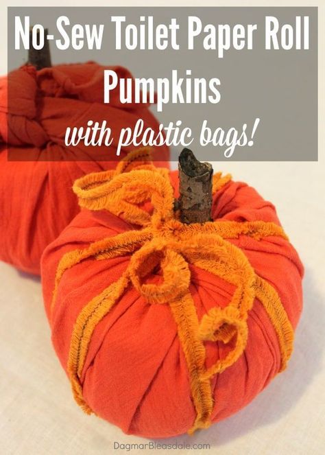 This only takes minutes to make with an old shirt and upcycled plastic bags! Toilet paper roll pumpkins, #Easy #DIY #Fall #Decor #pumpkins #homedecor #crafts #ideas #upcycling Fall Decor Pumpkins, Pumpkin Easy, Easy Diy Fall Decor, Hometalk Diy, Decor Pumpkins, Diy Fall Decor, Paper Pumpkins, Diy Home Accessories, Diy Halloween Decor