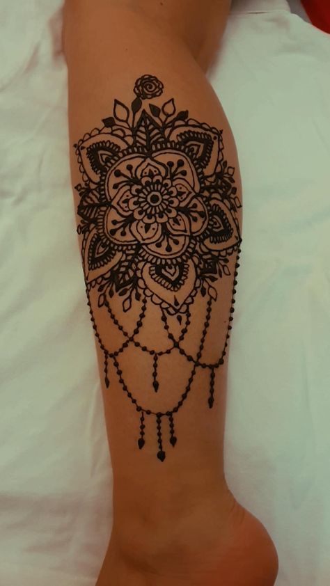 Full Leg Henna, Calf Henna, Leg Henna Designs, Leg Henna, Calf Leg, Foot Henna, Henna Ideas, Henna Body Art, Flower Henna