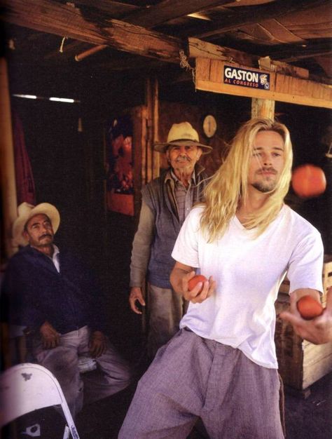 Brad Pitt Web (@BradPittWeb) / Twitter Brad Pitt Long Hair, Lestat And Louis, Mark Seliger, Estilo Hippie, Start Ups, Angelina Jolie, Jennifer Aniston, Brad Pitt, Celebrities Male