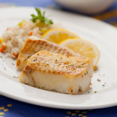 9 Healthy Meals to Help Manage EPI | Everyday Health Easy Cod Fish Recipes, Sous Vide Cod, Orange Roughy Recipes, Cod Fish Recipes, Paleo For Beginners, Fish Varieties, Cod Recipes, Cod Fish, Nutritious Diet