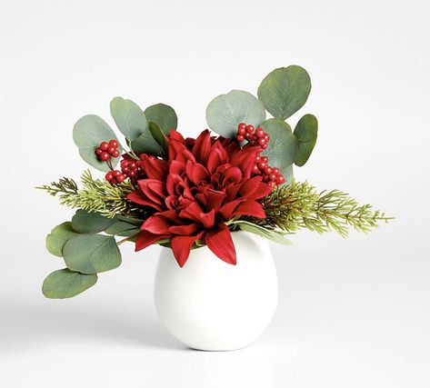 Red Dahlias, Console Dresser, Winter Flower Arrangements, Centerpieces Christmas, Holiday Floral Arrangements, Winter Floral Arrangements, Christmas Palette, Red Dahlia, Christmas Vases