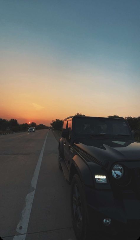 Thar Pics, Cafeteria Plan, Thar Jeep, Jeep Wallpaper, Islam And Science, Night Rides Snapchat, Diwali Photography, Mahindra Thar, Nightclub Aesthetic