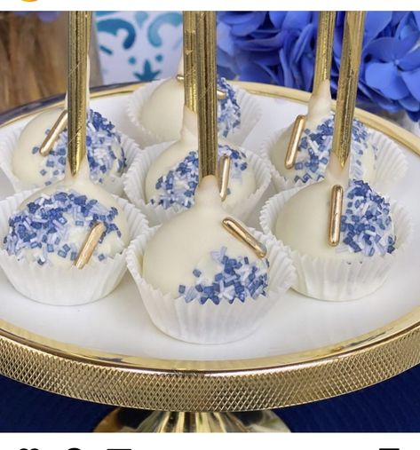 Mamma Mia Cake Pops, Mamma Mia Desserts, Greek Inspired Party, Chinoiserie Cake, Greece Party, Italian Desert, Birthday Mama, Bridal Shower Photography, Bachelorette Cookies