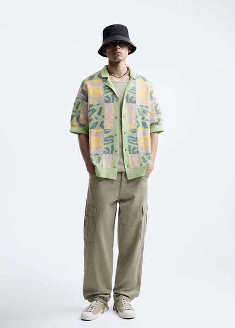 Spring 2024 Street Style, Gen Z Fashion Men, Concert Outfit Men, Hawaiian Outfit Men, Minimal Shirt Design, Reworked Clothes, Patchwork Knit, Masc Outfits, Mens Casual Outfits Summer