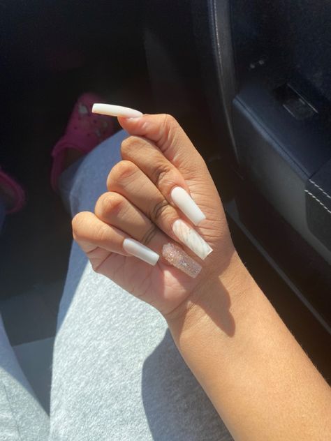 Short Nails Marble, White Nails Christmas, White Marble Nails, Nails Acrylic Long, Nails Marble, White Acrylic Nails, Nails Christmas, Acrylic Nails Coffin Pink, Nails Medium