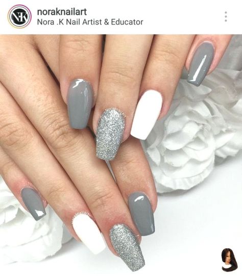 Nail Ideas Grey, Grey Nail Art Designs, Grey And White Nails, Grey Nails Ideas, Grey Nail Ideas, Nail Grey, Nails Grey, Grey Acrylic Nails, Grey Nails