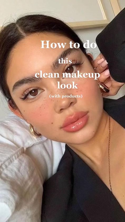 Makeup Inspo Clean Look, Makeup Ideas 2023 Natural, Clean Makeup Look Routine, Makeup Ideas School Natural, Cleqn Girl Makeup Look, Clean Makeup Essentials, Simple Clean Makeup Look, Makeup Tutorial On Picture, Simple Makeup Essentials