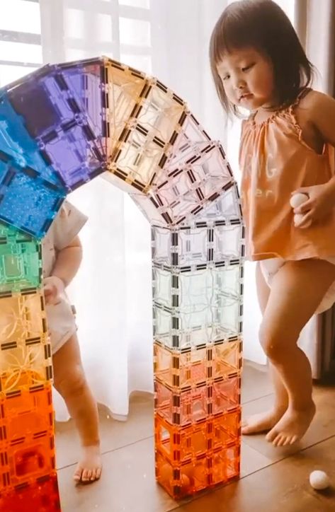 Magnatiles Rainbow Arch, Building With Magnetic Tiles, What To Build With Magnatiles, Magnetic Tile Builds, Magna Tile Builds, Magma Tiles Ideas, Magna Tiles Storage, Picasso Tiles Ideas, Magnet Building Ideas