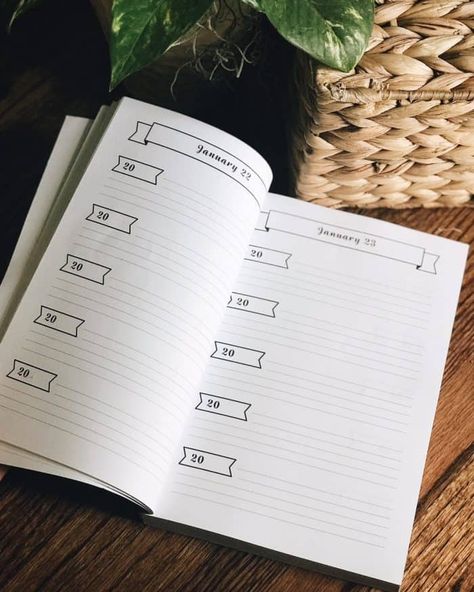 A look inside of the blank one line a day journal for moms, 5 years of memories Day Journal Ideas, Journal Ideas Writing Prompts, Journal Ideas Writing, One Line A Day Journal, Line A Day Journal, 5 Year Journal, 3rd Child, One Line A Day, Year Journal