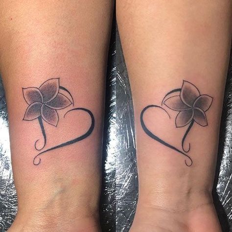 Matching Niece And Aunt Tattoo, Best Friend Tattoos Cute, Bestie Tats, Best Friend Tattoo Ideas, Friend Tattoo Ideas, Honey Tattoo, Friends Tattoos, Mexican Meatloaf, Cute Best Friend Tattoos