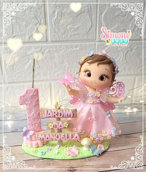 Topo de bolo Bosque Encantado no Elo7 | Si Biscuit (195ACA0) Garden Birthday Cake, Garden Birthday, Maria Clara, Princess Outfits, Baby Princess, Party Inspiration, Aurora, 1st Birthday, Biscuits