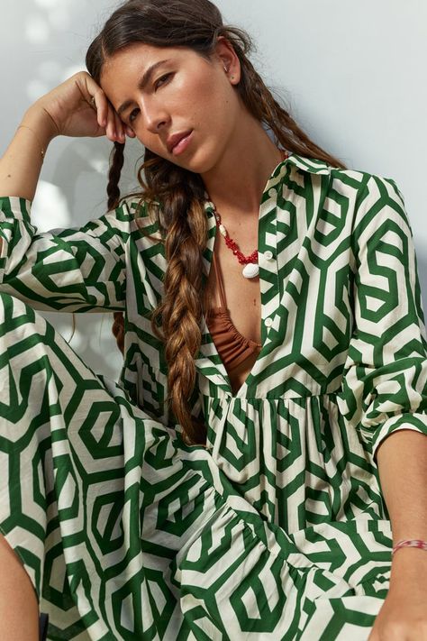 Dress 2023 Summer, 2023 Summer Outfits, Summer Outfits Casual, Detailed Dress, Geometric Sleeve, Geometric Print Dress, Necklines For Dresses, Zara Woman, Unique Dresses