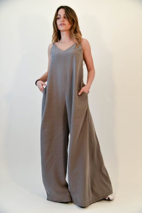 Oversized Romper, Cocktail Jumpsuit, Flowy Jumpsuit, Long Jumpsuit, Womens Jumpsuits, Loose Jumpsuit, Jumpsuit Elegant, Bodysuit Fashion, Long Jumpsuits