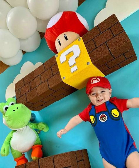 Mario Newborn Photography, 10 Months Baby Photography Photo Ideas, Cumplemes Bebe Ideas, Mario Photoshoot, Baby Milestones Pictures, Mario Bros Birthday, Monthly Baby Pictures, Monthly Baby Photos