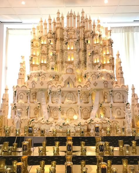 Asian Wedding Cakes on Instagram: “One of our biggest cakes to date, A huge castle cake measuring 3m x 3m. Custom built  stage for the cake with luxury gold mirror. Castle…” Huge Castle, Huge Wedding Cakes, Castle Wedding Cake, Large Wedding Cakes, Huge Wedding, Huge Cake, Extravagant Wedding Cakes, Big Wedding Cakes, Luxury Cake