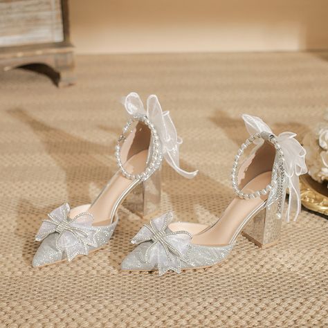 Wedding Shoes Bride, Pointed Pumps, Butterfly Knot, Casual Heels, Silver Heels, Genuine Leather Bags, Shoes Casual, Clothing Ideas, Weeding