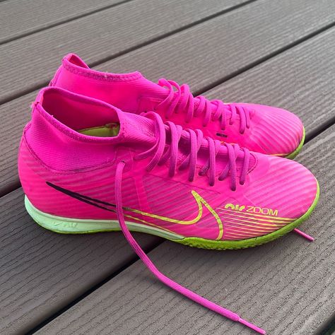 Nike Air Superfly Indoor Soccer Shoes. Good Condition, Only Used For 2 Indoor Sessions & Never Worn Other Than Turf. Hot Pink With Neon Yellow Indoor Cleats Soccer, Indoor Soccer Cleats, Indoor Soccer Shoes, Indoor Shoes, Indoor Soccer, Nike Air Force Ones, High Sneakers, Red Nike, Basketball Sneakers