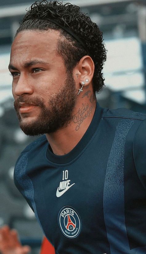 Neymar Jr Haircut, Neymar Psg, Neymar Jr Wallpapers, Mens Haircuts Fade, كريستيانو رونالدو, Ac Milan, Neymar Jr, Boy Hairstyles, Cool Haircuts