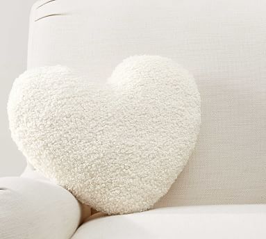 Button Knit Faux Fur Trim Pillow Covers | Pottery Barn Closet Makeup Room, Cozy Christmas Bedroom, Heart Shaped Pillow, Cozy Christmas Living Room, Shaped Pillow, Cozy Pillow, Heart Pillow, Christmas Bedroom, My Space