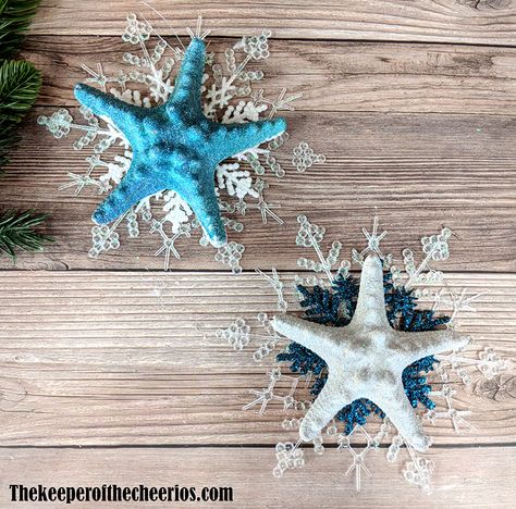 Starfish Tree Topper Diy, Starfish Crafts, Scrabble Christmas Ornaments, Holidays Treats, Starfish Ornaments, Starfish Tree Topper, Scrabble Christmas, Starfish Craft, Diy Tree Topper