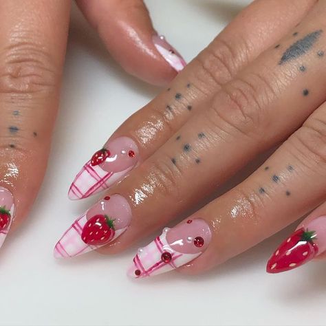 Kawaii Almond Nails, 90s Nails Acrylic, Strawberry Nails Acrylic, Pink Strawberry Nails, Kirby Nails, Cottagecore Nails, Strawberry Nails, Classy Acrylic, Asian Nails