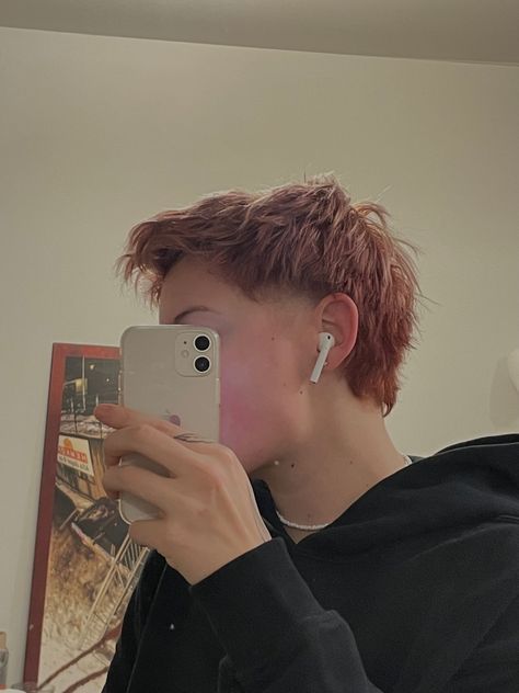 red mullet mens cut
Masc lesbian haircut
Lesbian hair
Lesbian fall outfits
Masc lesbian outfit
Masc lesbian fall outfit
Cardigan outfit men inspo
Blonde modern mullet Lesbian Mullet Haircut, Lesbian Haircut, Masc Lesbian, Mullet Haircut, Modern Mullet, Hair Haircuts, Haircuts Straight Hair, Short Hair Haircuts, Straight Hair