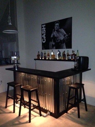 Bar Pallet, Zigarren Lounges, Bar Deco, Corner Bar, Bar In Casa, Home Bar Design, Basement Bar Designs, Diy Home Bar, Bar Designs