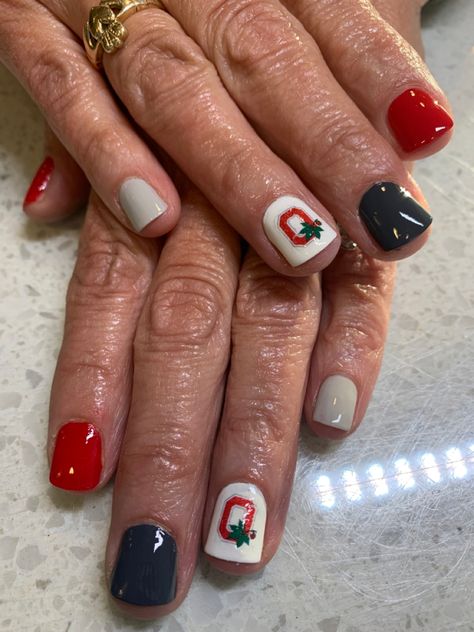 Osu Football Nails, Ohio State Nail Art, Ohio State Nails Buckeyes, Osu Nails Buckeyes, Ohio State Buckeyes Nails, Ohio State Nails Designs, Osu Nails, Ohio State Nails, Football Nail Art