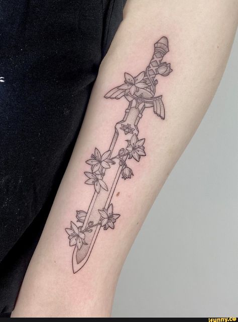 Tattoos For Gamers, Loz Tattoo, Tatuaje Studio Ghibli, Silent Princess, Peach Tattoo, Video Game Tattoos, Zelda Tattoo, Princess Tattoo, Prison Tattoos