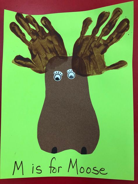 M—Moose Handprint (antlers) North American Animals Preschool, Moose Handprint Craft, Christmas Moose Crafts, Moose Crafts For Toddlers, Moose Activities Preschool, Forest Animals Crafts For Toddlers, Caribou Craft, Handprint Moose, Moose Crafts For Preschool