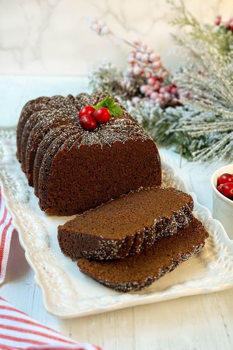 This easy-to-make Gingerbread Loaf Cake is a timeless, classic recipe for a dense, soft, richly flavored treat. Filled with molasses, brown sugar, and cozy, warm spices, every bite of this moist and tender cake will remind you of holiday flavors and wintery days. Spice Loaf Cake, Ginger Bread Loaf, Gingerbread Loaf Cake, Gingerbread Loaf, Holiday Flavors, Easy Gingerbread, How To Make Gingerbread, Christmas Tea Party, Seasoning And Spice