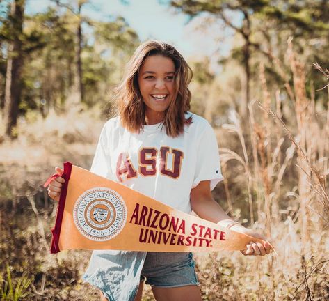 Kaki Kirk 📷 on Instagram: “She’s going to ASU!!!!!!!!!!!! ❣️🤧👏🏻 #asu #arizonastate #college #grad #bestiephotos #seniorpics #senior #graduate #rush #greeklife #smile…” Senior Photos College Shirt, Senior Pics With College Shirt, Senior Picture Ideas College Shirt, College Shirt Senior Pictures, College Announcement Pictures, Teacher Pics, College Pics, College Banner, College Announcements