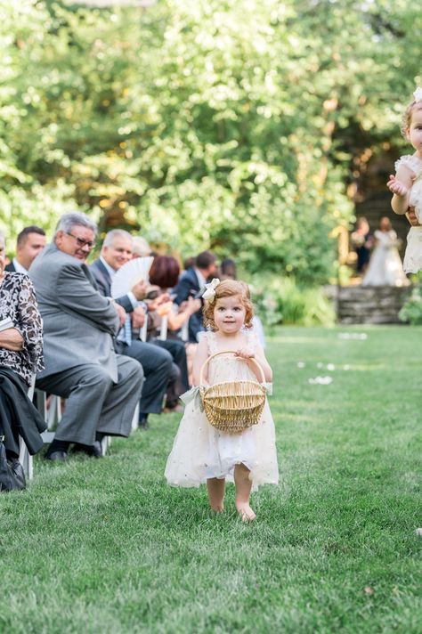 Flower Girl Walking Down Aisle Ideas, Ceremony Pictures, Wedding Ceremony Pictures, Wedding Photography List, Photography List, Venue Photography, England Summer, Girl Walking, Summer Engagement Photos