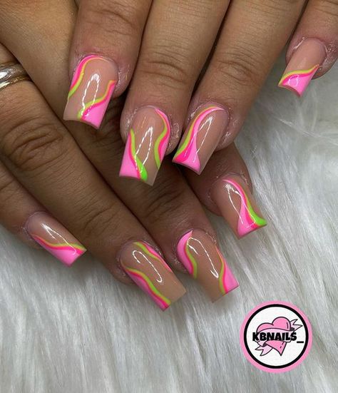 Neon Pink Square Acrylic Nails, Lime Green And Pink Outfit, Pink Green Nails Design, Green And Pink Nails Acrylic, Pink And Green Acrylic Nails, Pink And Green Nails Acrylic, Pink And Lime Green Nails, Hot Pink And Green Nails, Lime Green Acrylic Nails