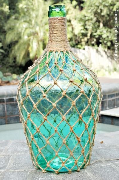 "You'll find step by step instructions and lots of pictures to help you create your own beautiful bottles" Macrame Jars, Twine Wrapped Bottles, Bottles Diy, Cottage Designs, Beautiful Bottles, Diy Bottle, Macrame Ideas, Beach Crafts, Wine Bottle Crafts