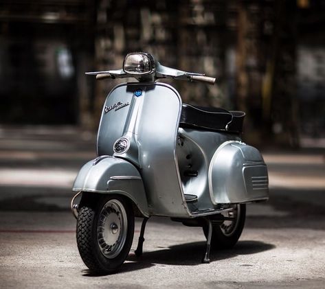 Vespa 150 Sprint, Vespa Motor Scooters, Vespa 400, Vespa Gt, Vespa Super, Vintage Moped, Vespa Ape, Vespa 125, Classic Vespa