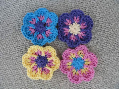 Crochet Flower Car Coaster, Crochet Car Coasters Pattern, Crochet Car Coasters Free Pattern, Car Decor For Wedding, Car Decorations For Wedding, Crochet Car Coasters, Wedding Car Decor, Aesthetic Car Decor, 2023 Cars