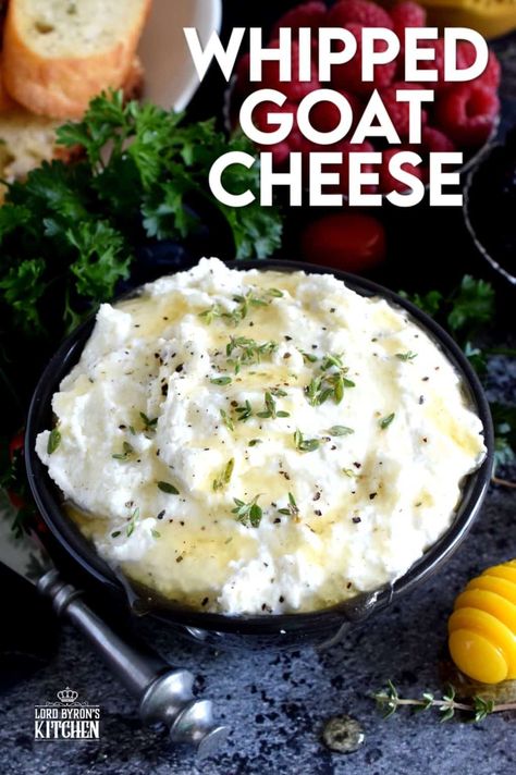 Greek Dips, Goat Cheese Dip Recipes, Goat Cheese Recipes Appetizers, Carbs Food, Cheese Recipes Appetizers, Cheese Crostini, Goat Cheese Dip, Goat Milk Recipes, Goat Cheese Crostini