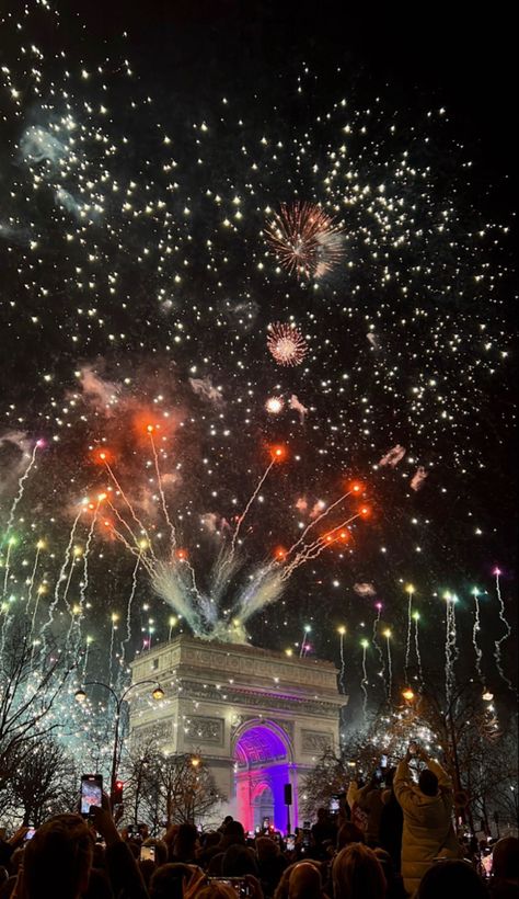 From ekidboy on ig | new years eve paris | paris new years eve eiffel towers | fireworks aesthetic New Year Night Aesthetic, Silvester In Paris, New Years In Paris, Paris New Year, New Year In Paris, New Years Eve Aesthetic, Paris New Years Eve, New Year New York, New Years Aesthetic