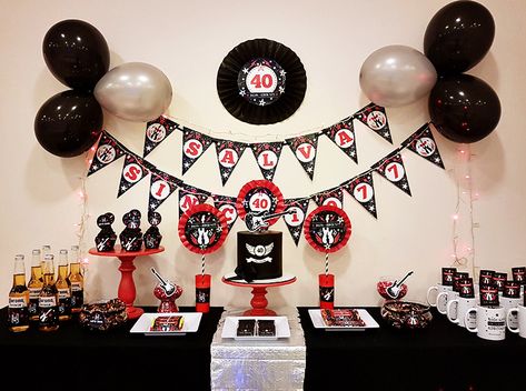 Ideas fiesta de Rock Kiss Birthday Party, Kiss Party, Birthday Kiss, Ideas Fiesta, Rock And, Party Rock, Rock Decor, Rock'n Roll, Rock Roll