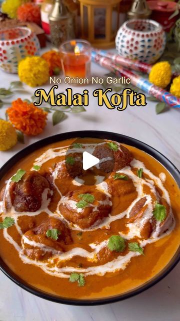 No Onion Garlic Recipes Indian, Paneer Kofta Recipe, No Onion No Garlic Recipes Indian, Malai Kofta Recipe, Jain Recipes, Kofta Recipe, Green Capsicum, Malai Kofta, Fried Dumplings