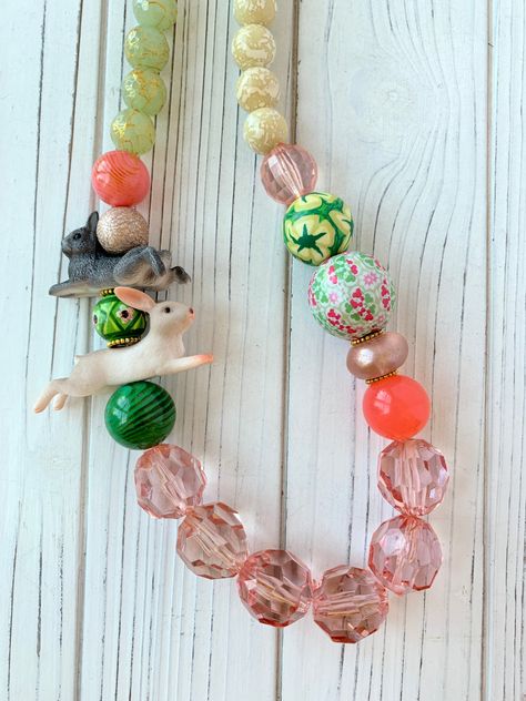 Lenora Dame Jewelry, Beaded Bunny, Watermelon And Mint, Easter Necklace, Spring Designs, Fimo Beads, Queen Mum, Bunny Necklace, Weird Jewelry