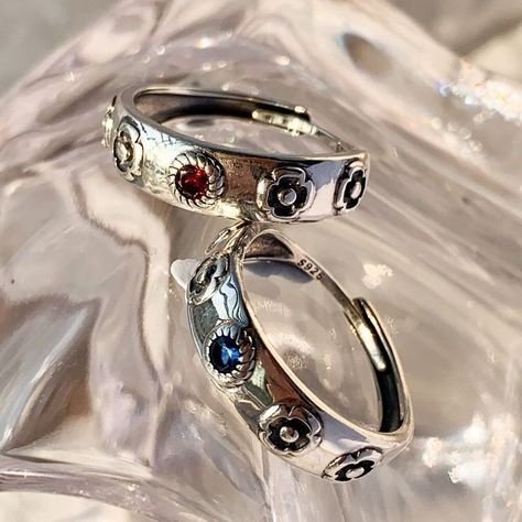 Red Open Flower Ring, Howls Ring, Red Gem Ring, Blue Gem Ring, Howl Moving Castle, Castle Ring, Silver Couple Rings, Duel Disk, Howl And Sophie