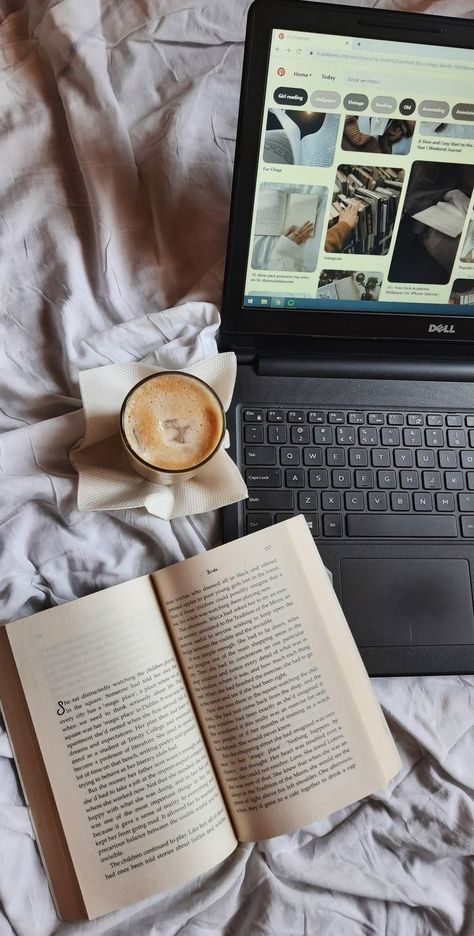 Laptop Photography, Books And Pens Photography, Coffee Shop Aesthetic, Book Wallpaper, Coffee Photography, Book Writer, Aesthetic Coffee, Book Study, Book Images